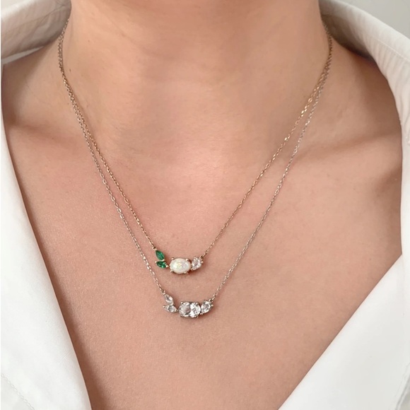 NADRI • Gold Semiprecious Three Stone Fizzy Necklace - Picture 2 of 3